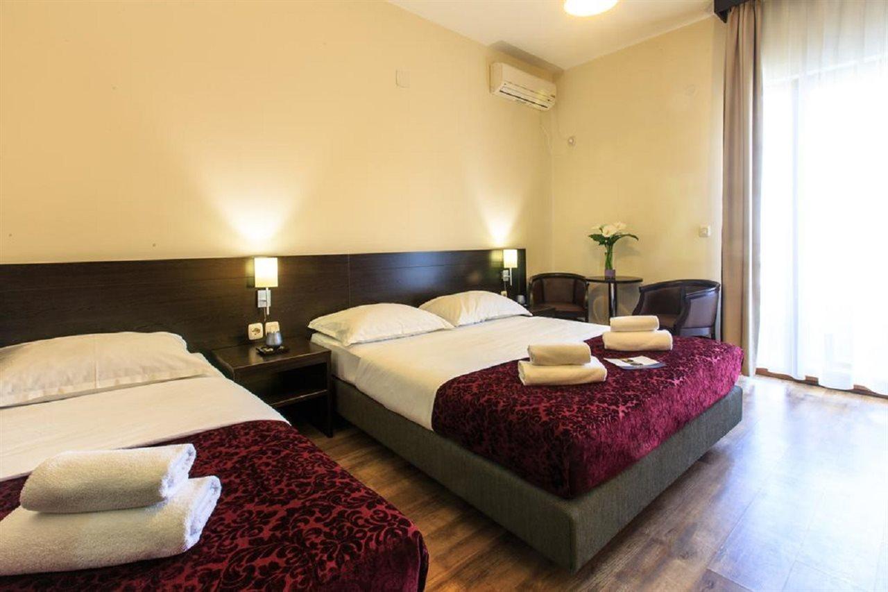 Lucic Rooms & Suites Будва Екстер'єр фото