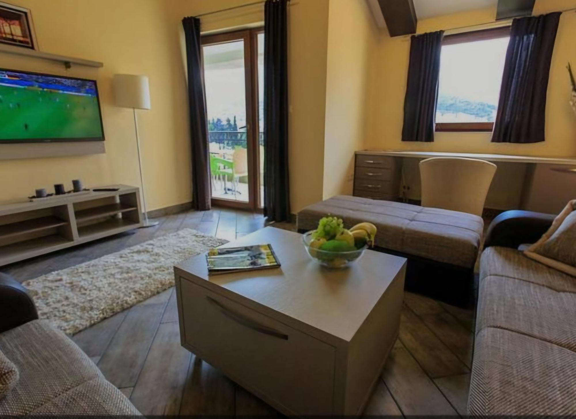 Lucic Rooms & Suites Будва Екстер'єр фото