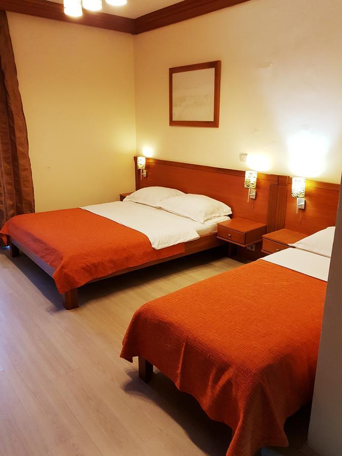 Lucic Rooms & Suites Будва Екстер'єр фото